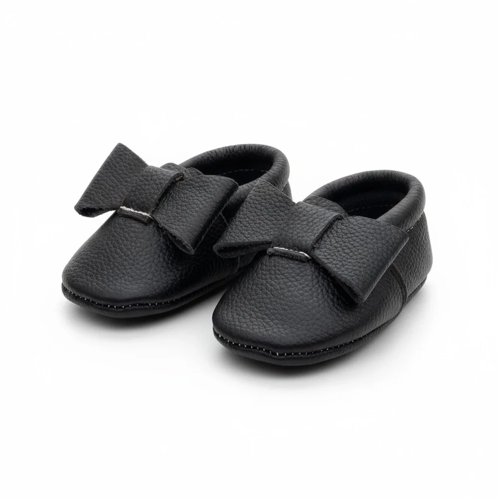 MAC & LOU Black Bow Baby Moccasins (0–3 mo)